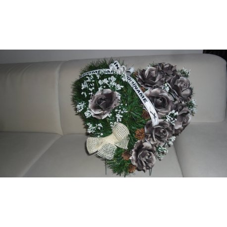 Spomienkový veniec srdce 