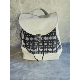 Ruksak Čičmany - šedo čierny 