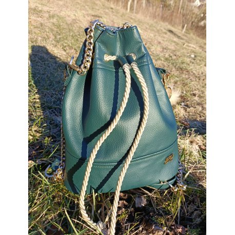 Kabelobatoh smaragdovo zelený